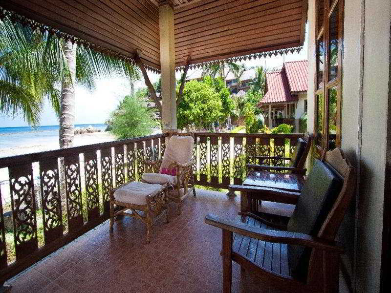 Longbay Resort 3*