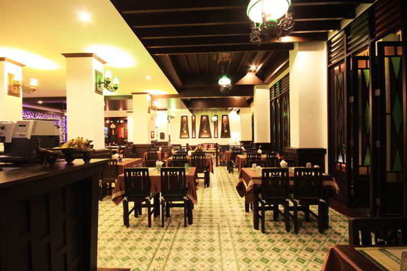 Dee Andaman Hotel