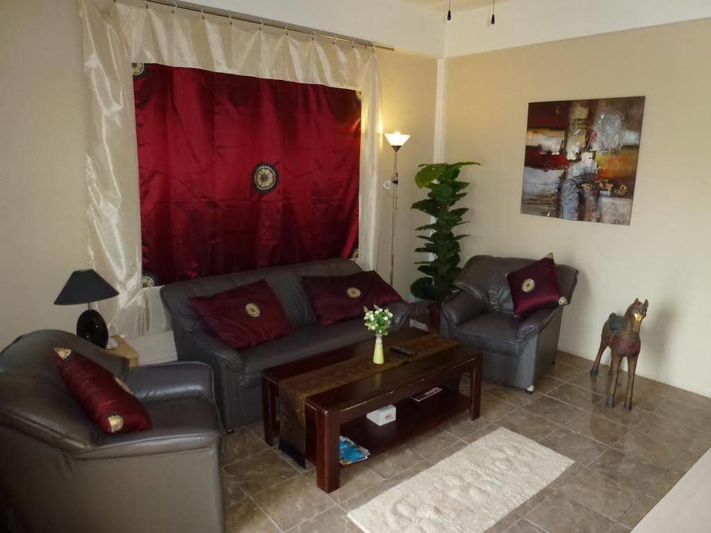 Guest house Bellmans Restaurant & Karon