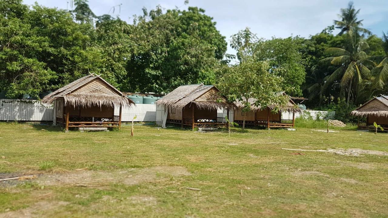 Resort Lanta Local Hut