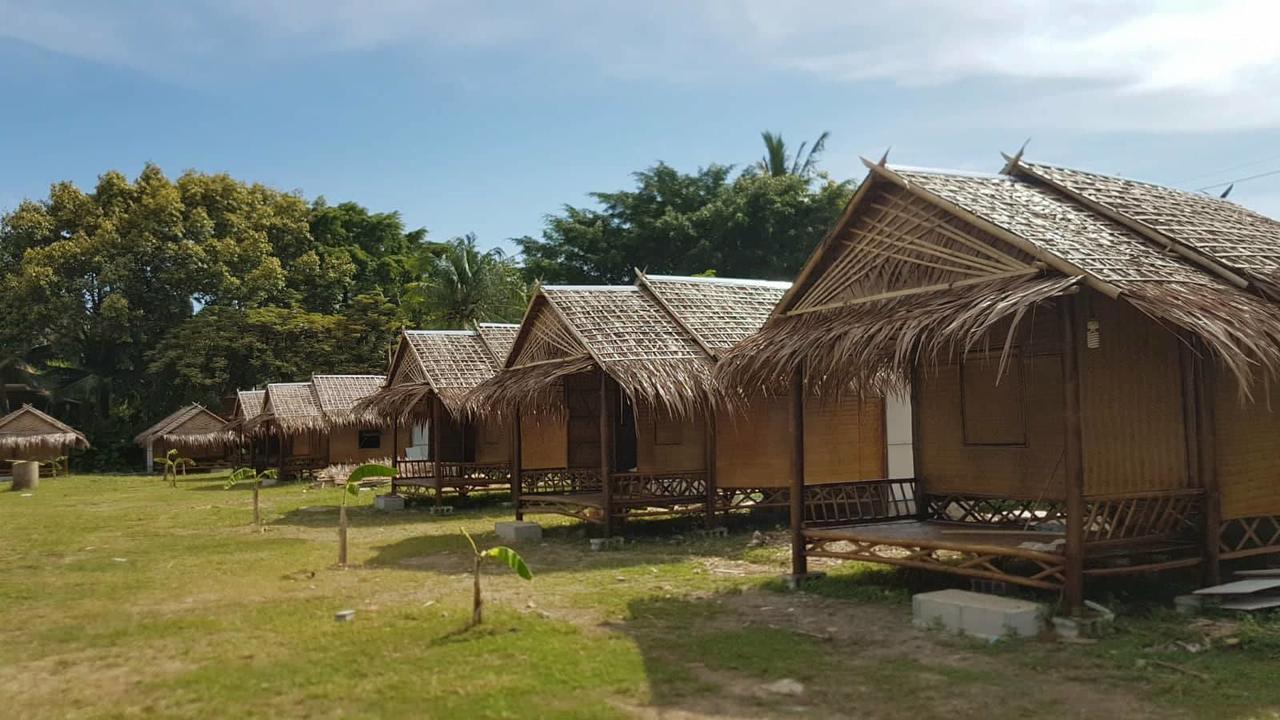 Resort Lanta Local Hut Koh Lanta