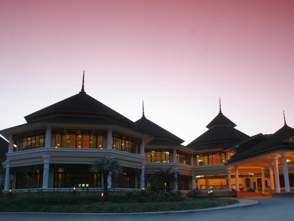 Lanta 4*