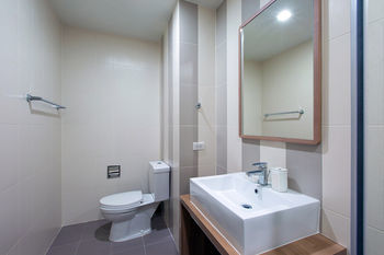 Baan Sanngarm Beachfront Hotel 3*