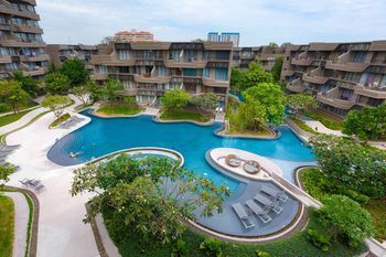 Baan Sanngarm Beachfront Hotel