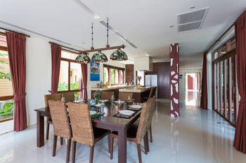 Amatapura Beach 12 Villa