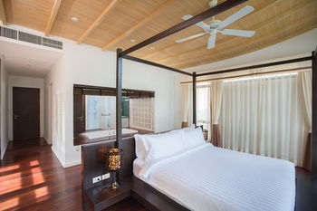 Amatapura Beach 12 Villa *