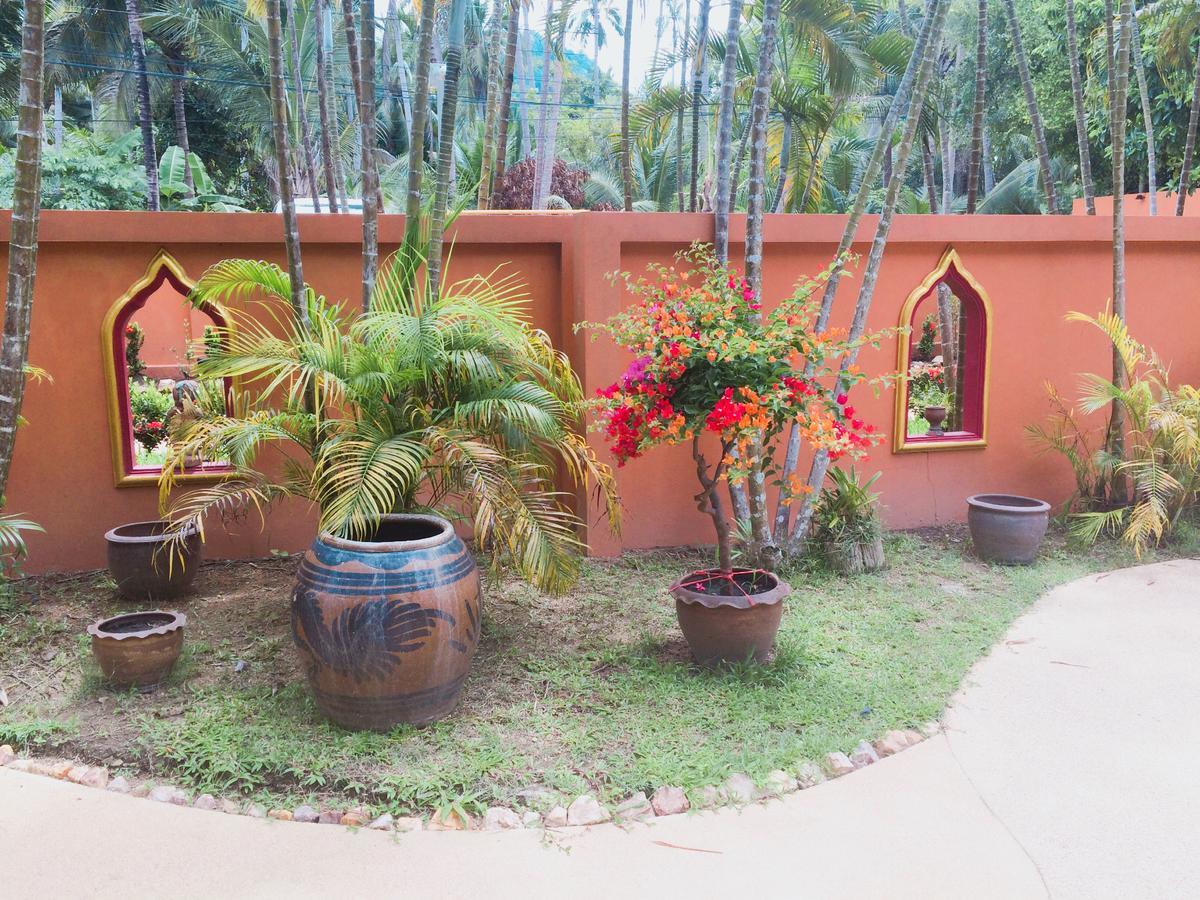 Resort Sazana Praia de Mae Nam