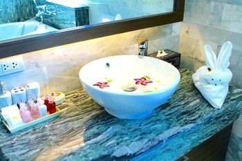 Hotel Ataman Luxury Khao Lak