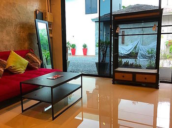 Villa Charu Bay *