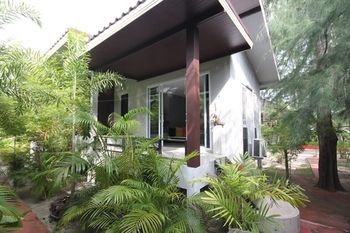 Hotel Phangan Cove 3*