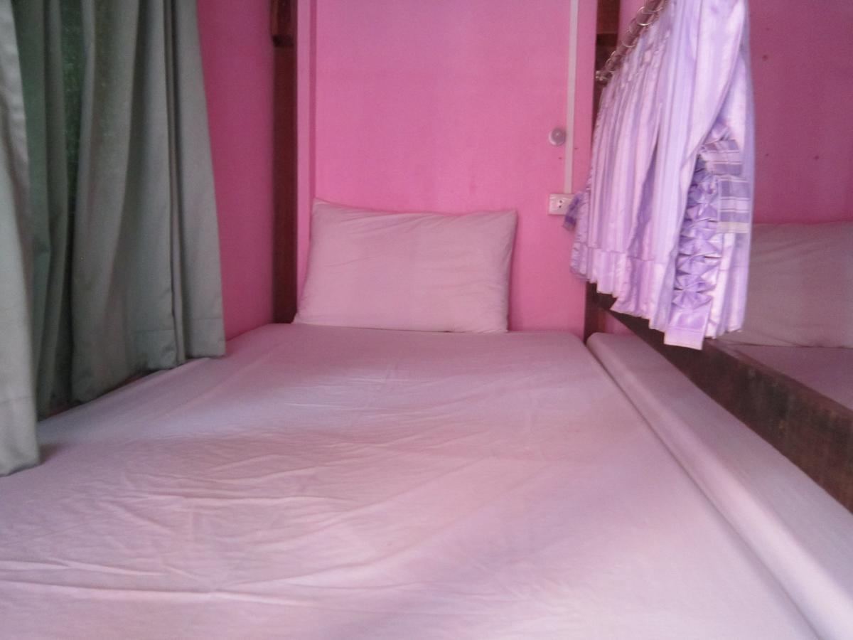 Lucky Hostel *