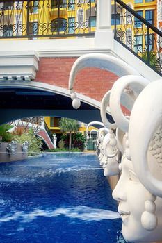 Hotel The Symphony Pattaya 5*