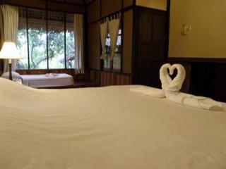 Hostel Chunut House