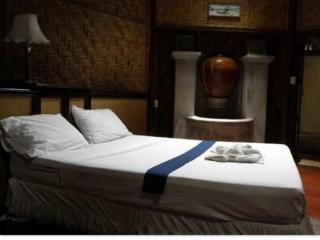 Chunut House Hostel