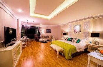 Ao Nang Hipster Hotel