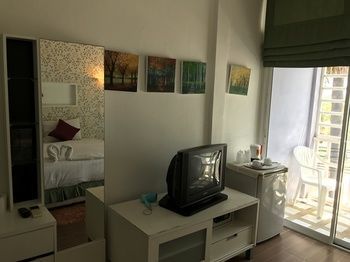 Baan Rimlay Hotel 3*