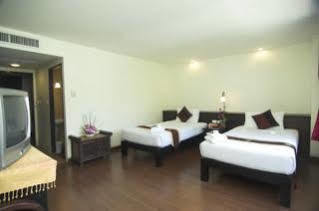 Phuket Heritage 3* Karon