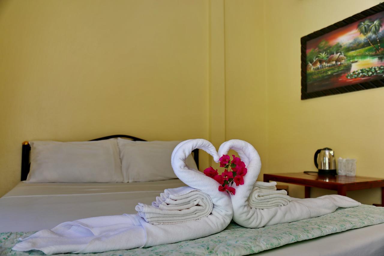 Tp Hut Resort