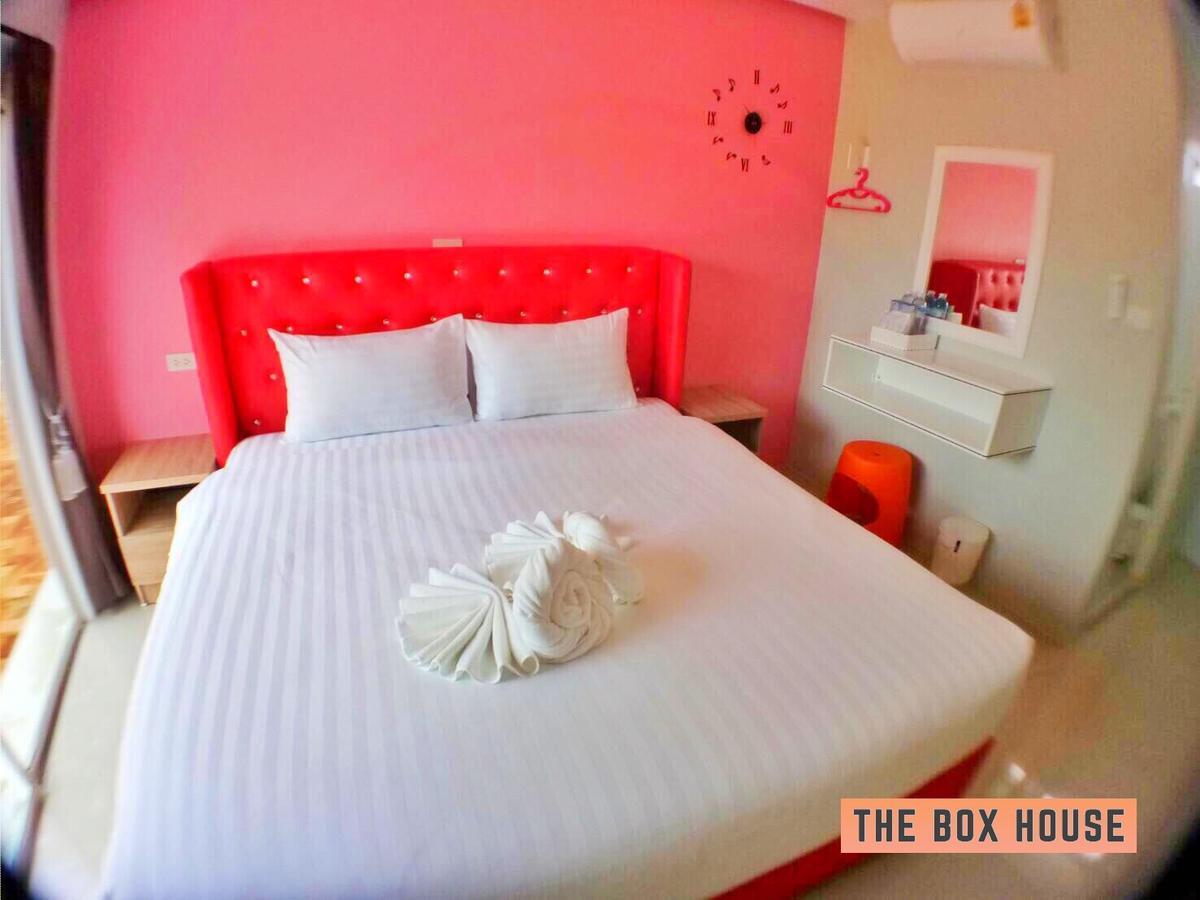 Resort The Box House *