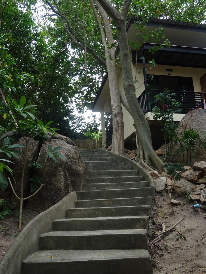 Resort New Heaven Dive School And *