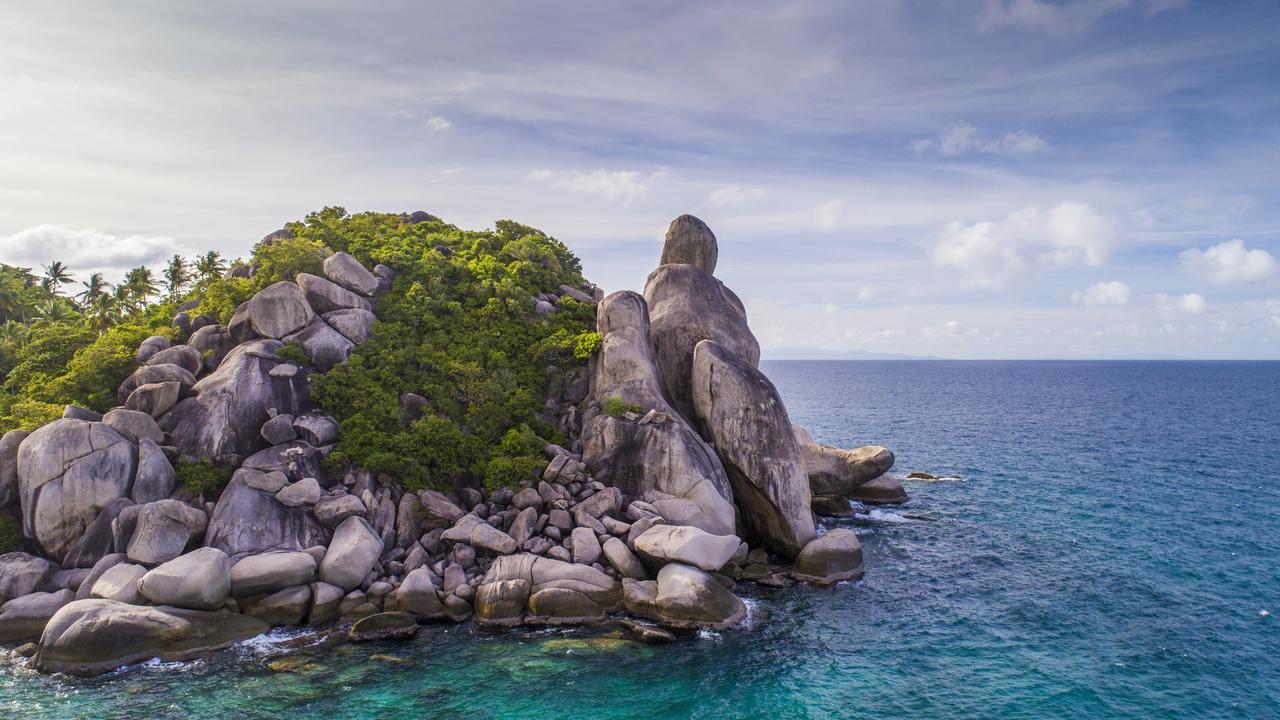 Resort New Heaven Dive School And *