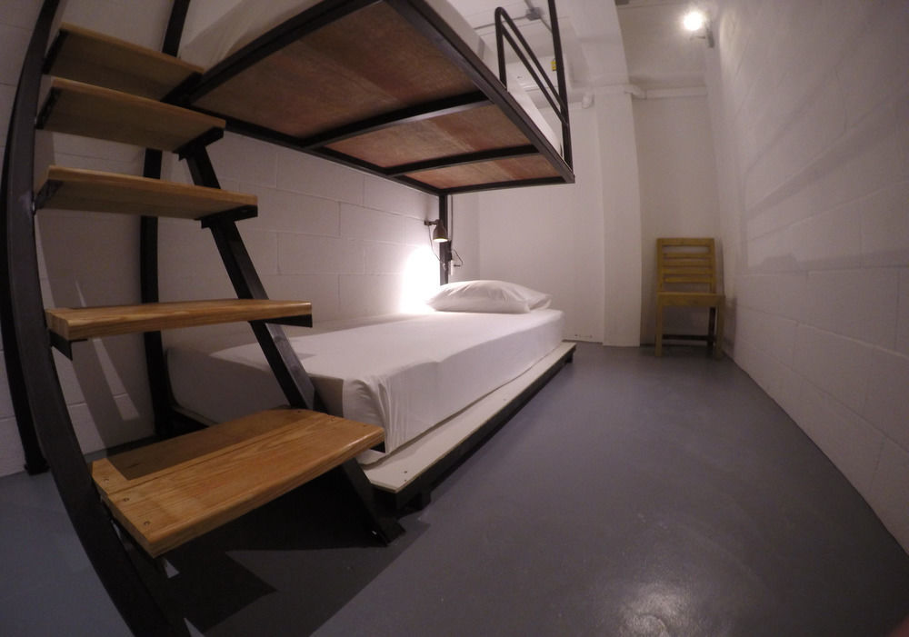 Hostel The Pier *
