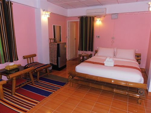 Hotel I Am 2*