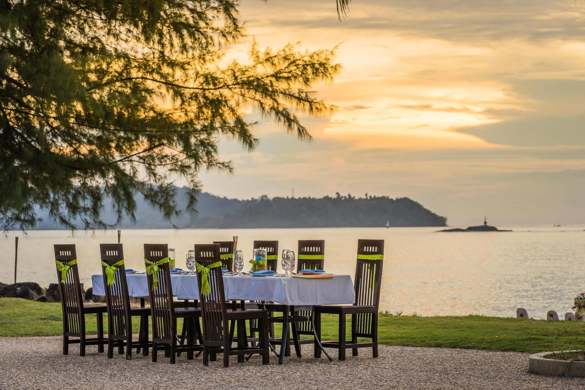 Hive Khaolak Beach (adults Only) 4* Khao Lak