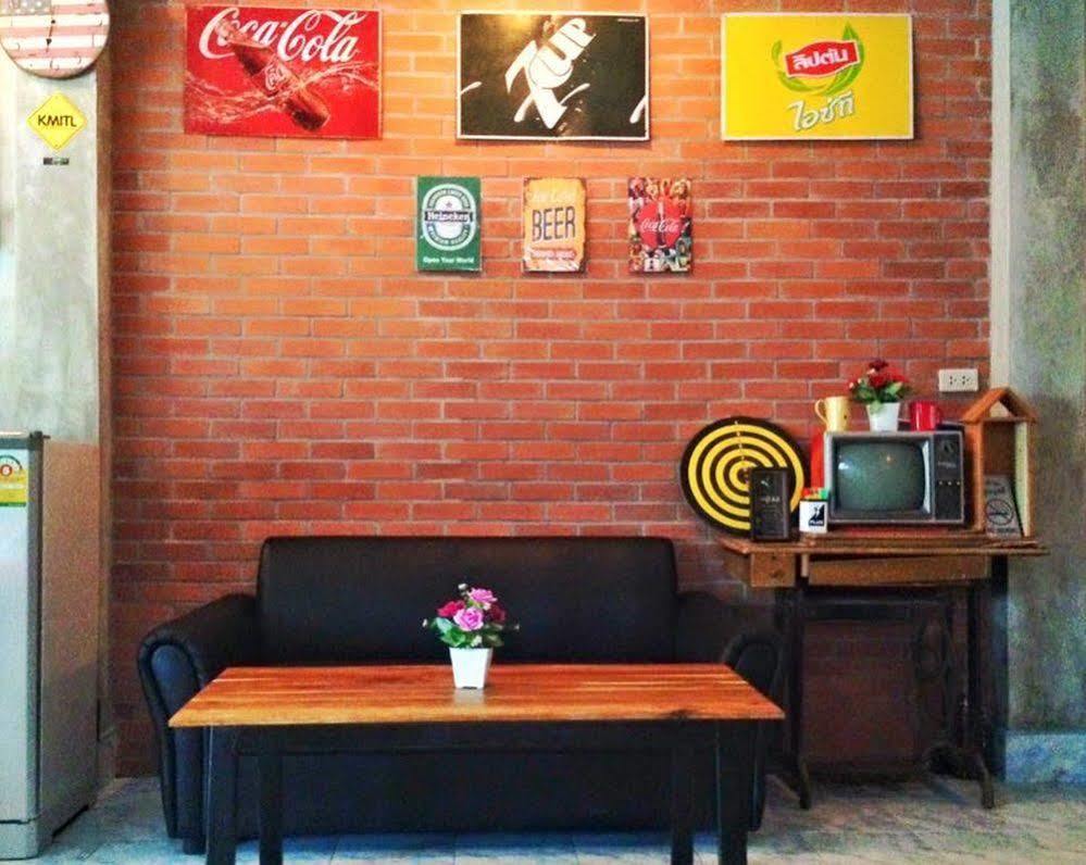 Hostel Indy *