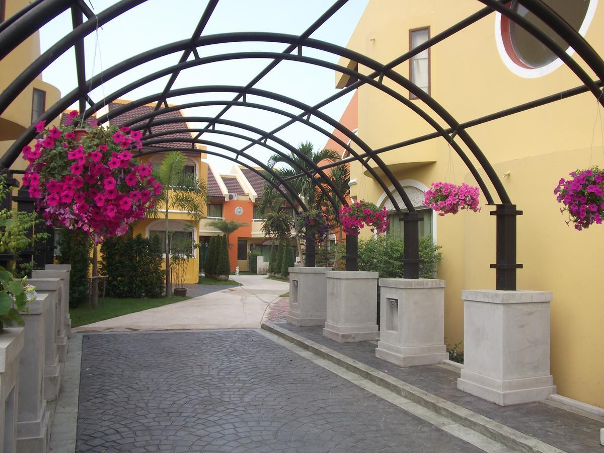 The Victoria Pattaya 4*