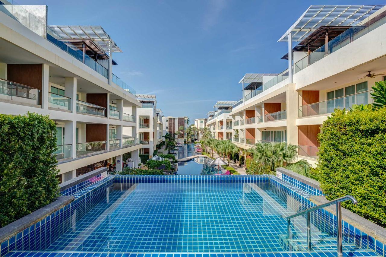 The Pelican Aparthotel 4*