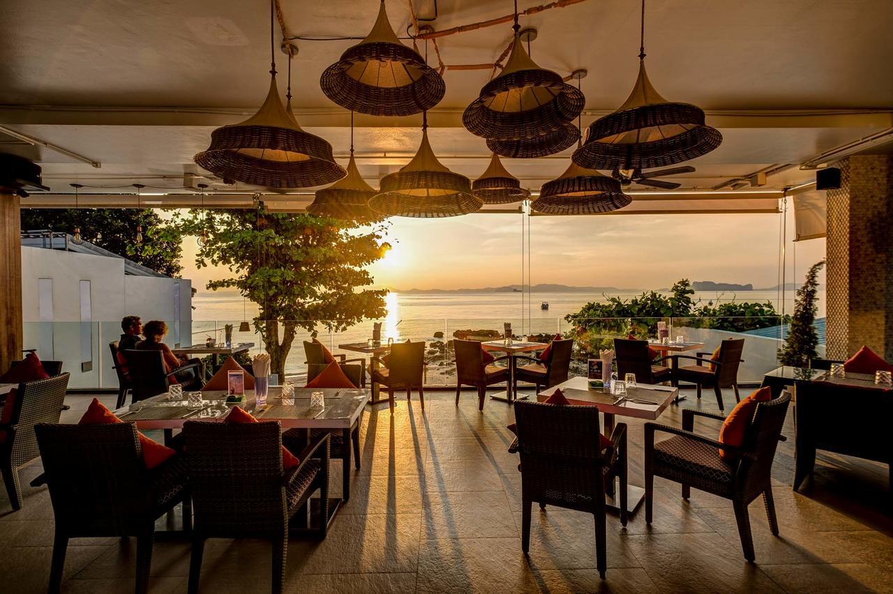 The Pelican Aparthotel 4*
