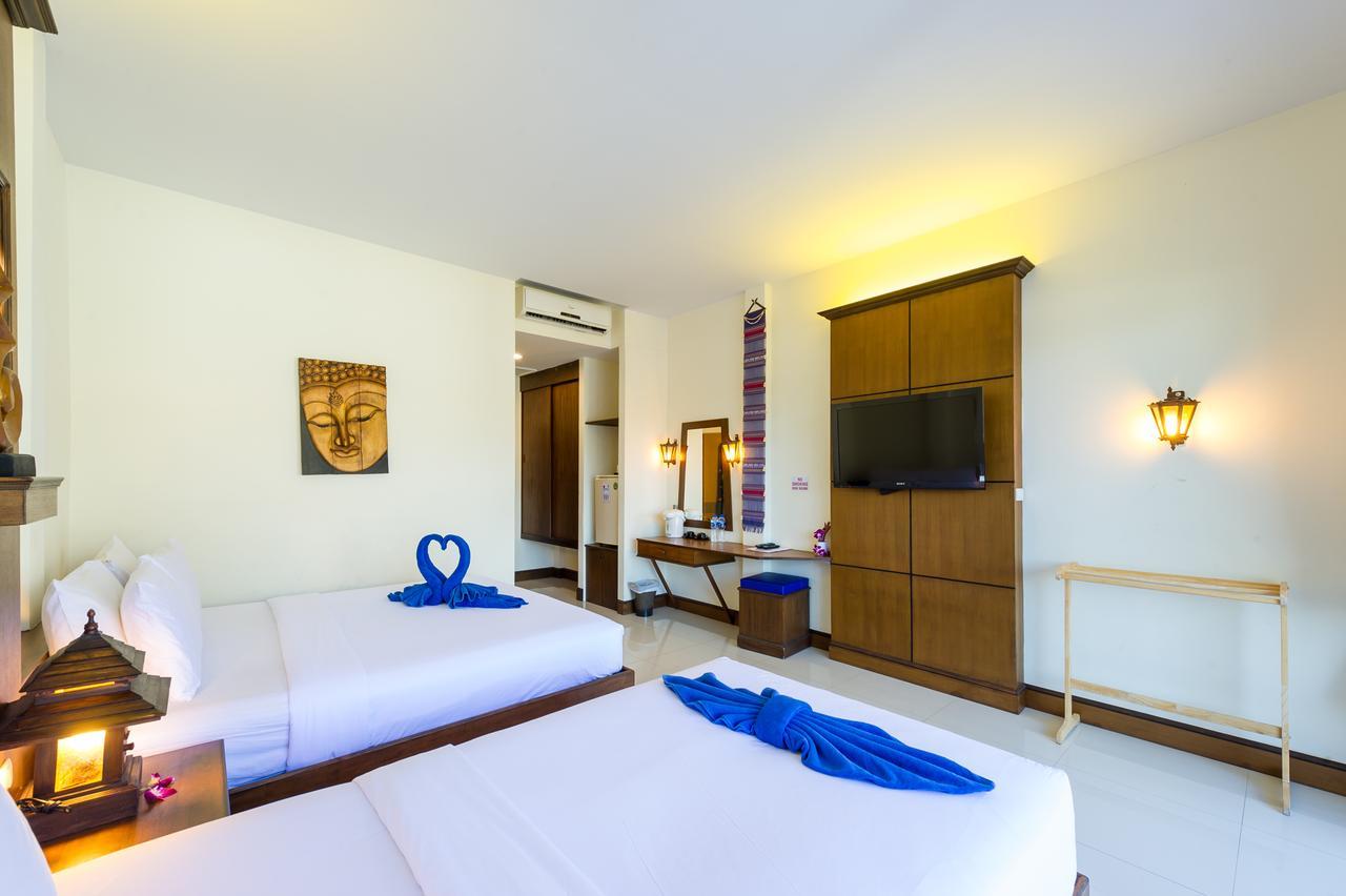 Jr Siam Resort Praia de Kata