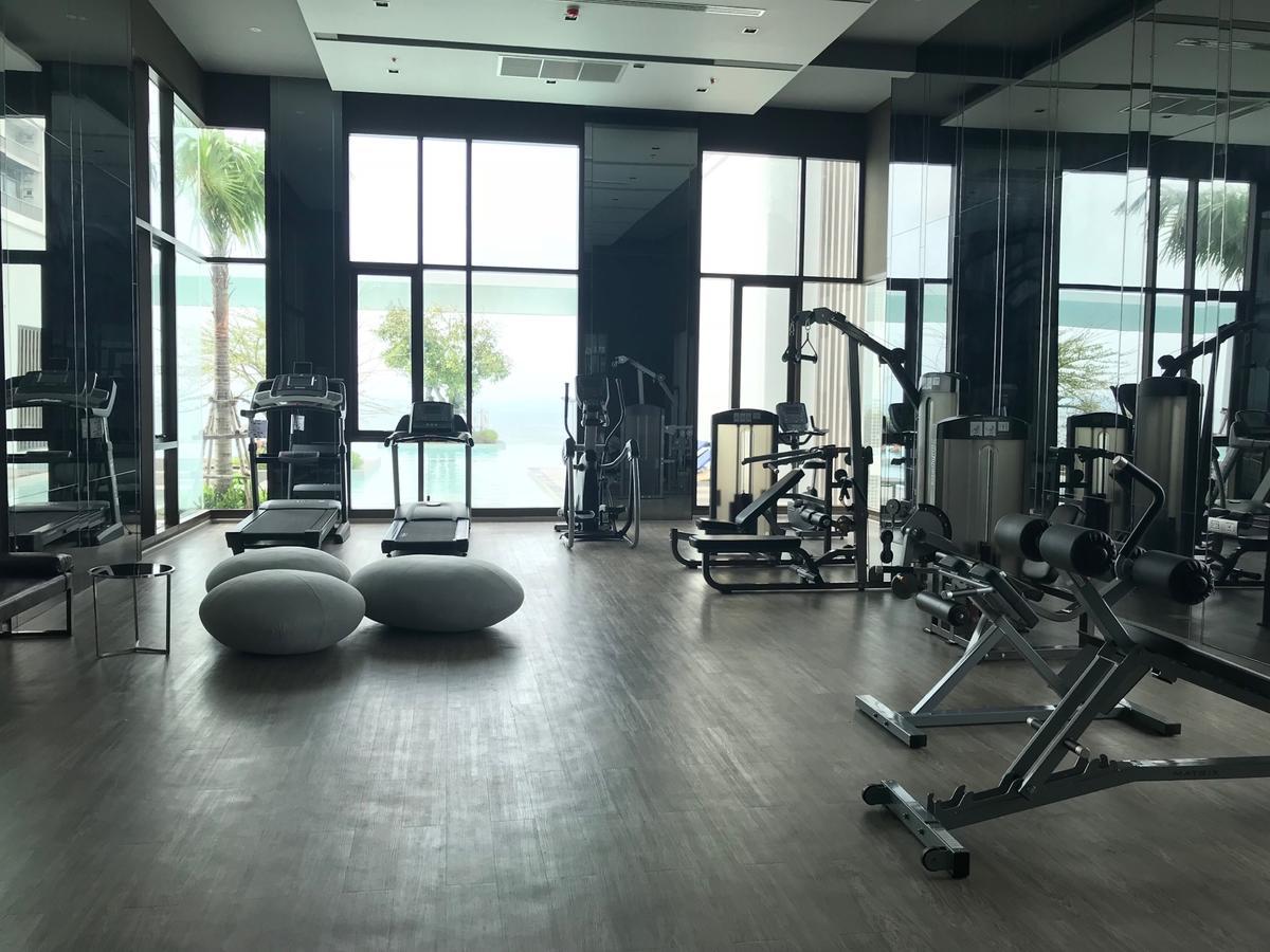 Kuno - 2br, Beachfront Praia de Jomtien