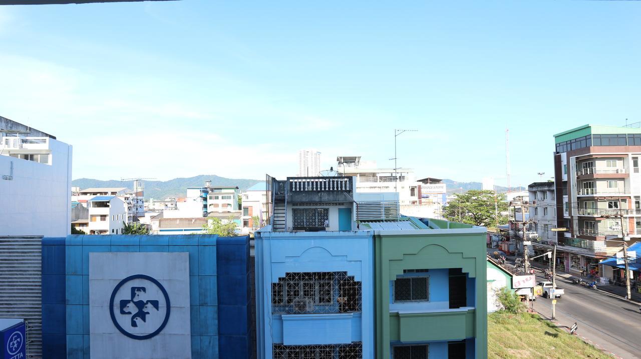 Hostel Silla House *