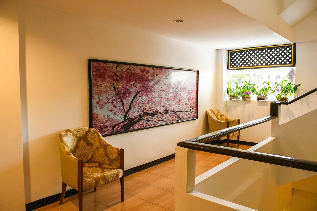 Heaven Hotel 3*