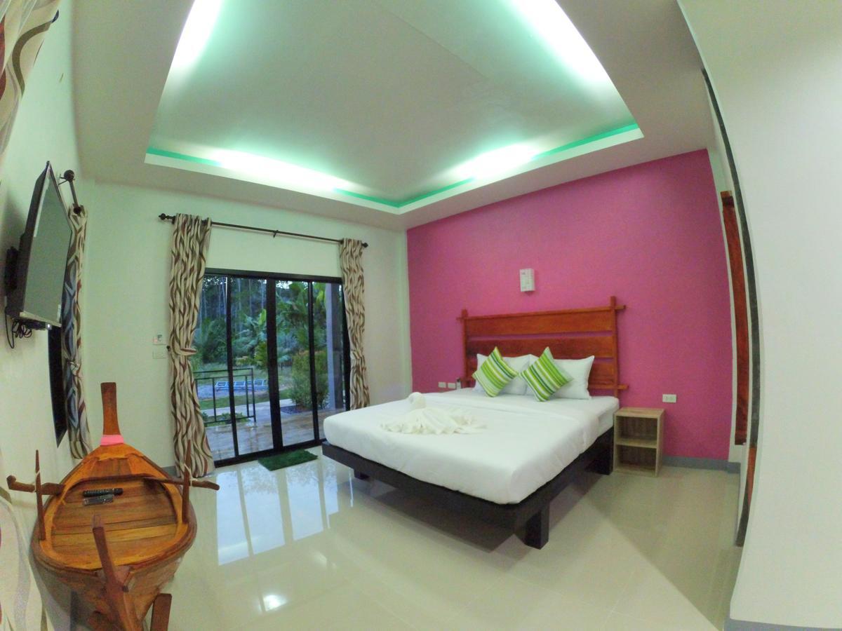 Baan Reenaa Lanta 3* Koh Lanta
