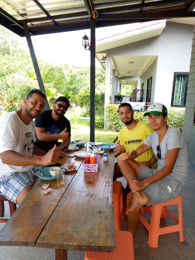 Baan Reenaa Lanta Resort Koh Lanta