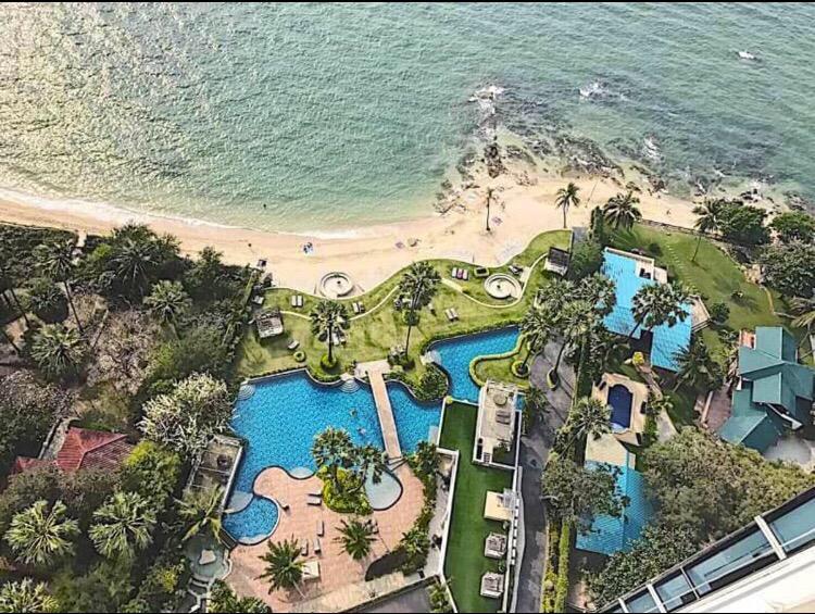 The Palm Wongamat Apartment