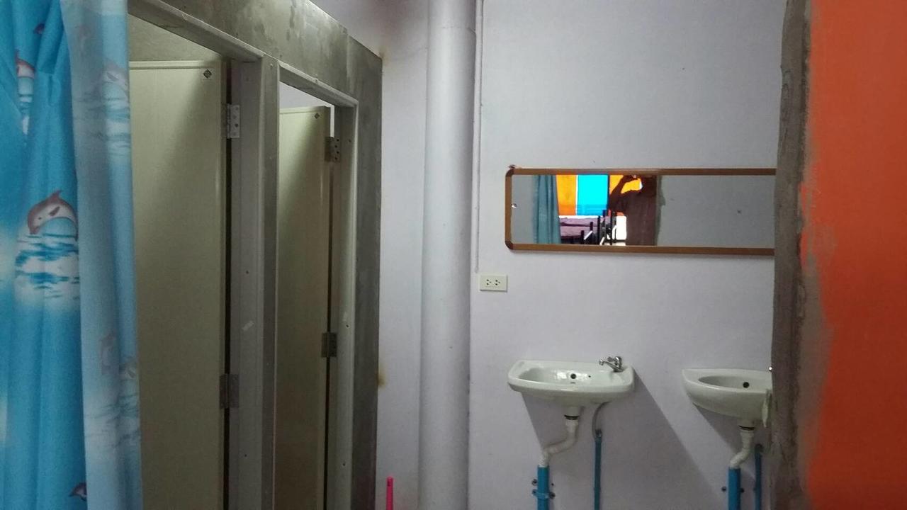 Blue Hostel *