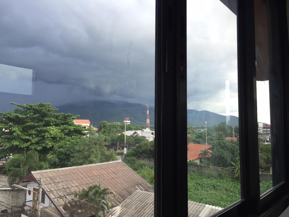 Chiangmai Hometel Hotel