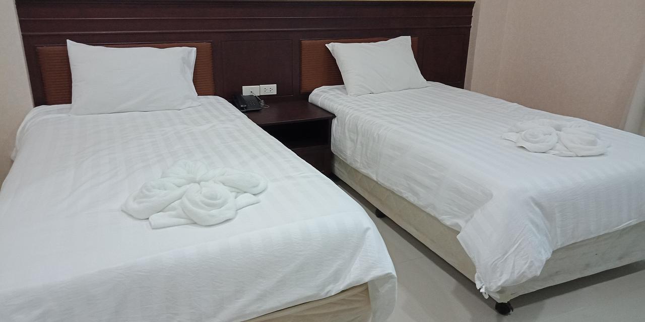 Hotel Arsarom & Bangkok