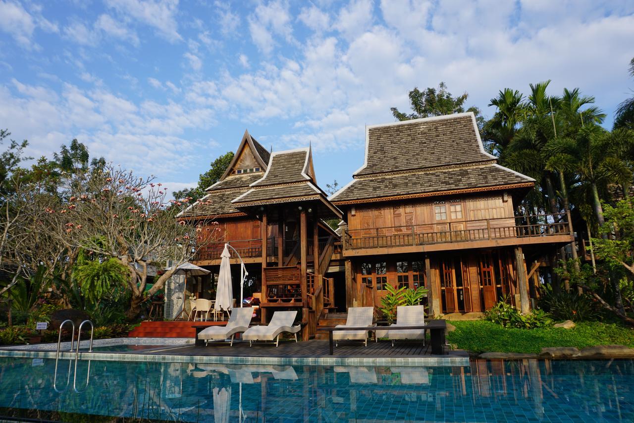 Resort Baansuwanburi - บ้านสุวรรณบุรี 3*