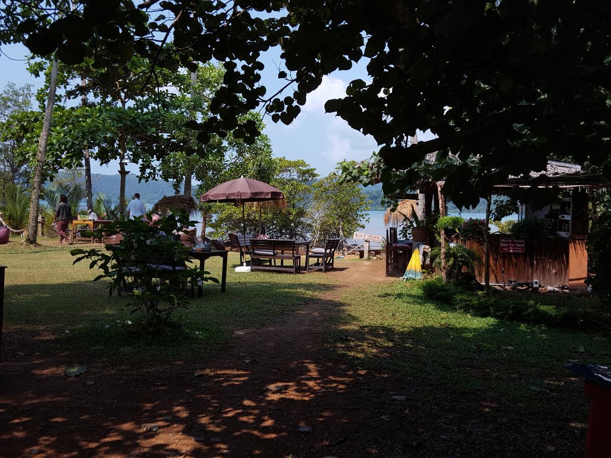 Journey's End Homestay *