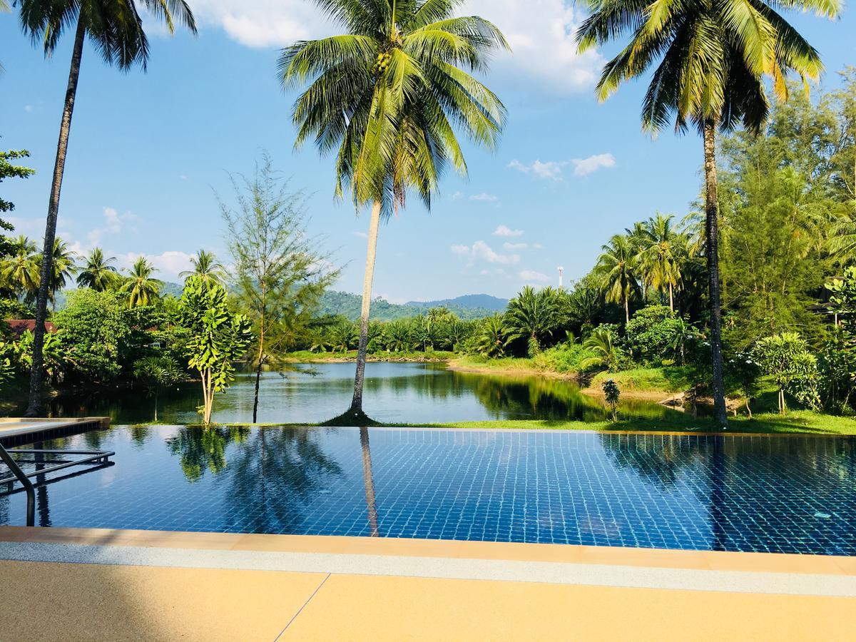 Golden Coconut Resort