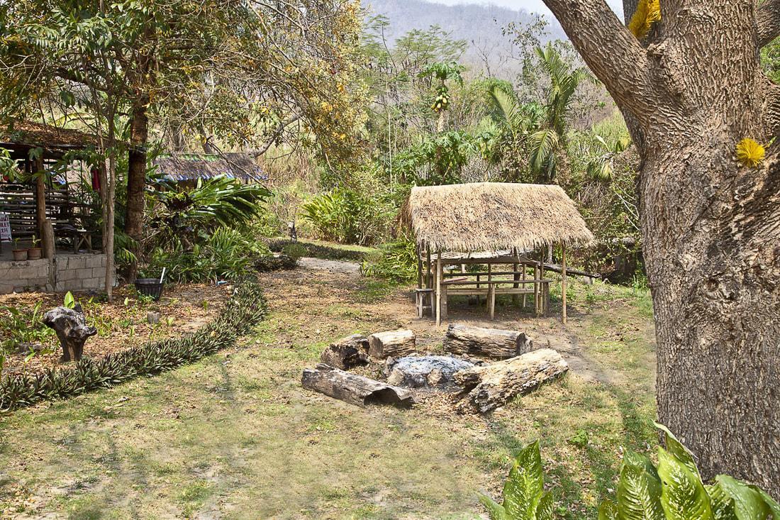 Bamboo Hut Resort *