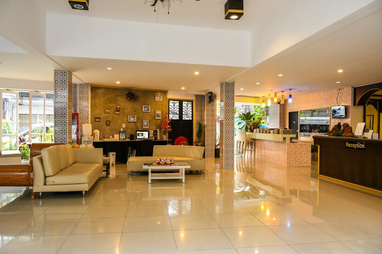 Hotel Heaven 3*