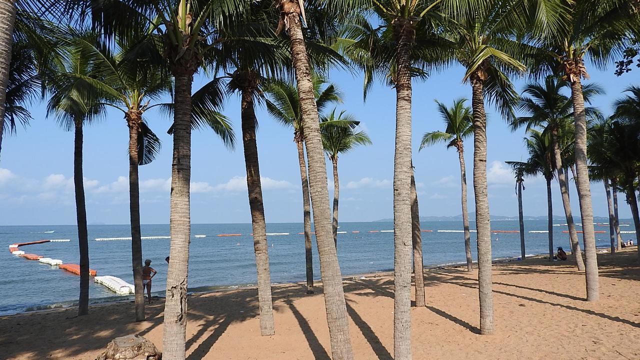 Luxurious On Road * Jomtien Beach
