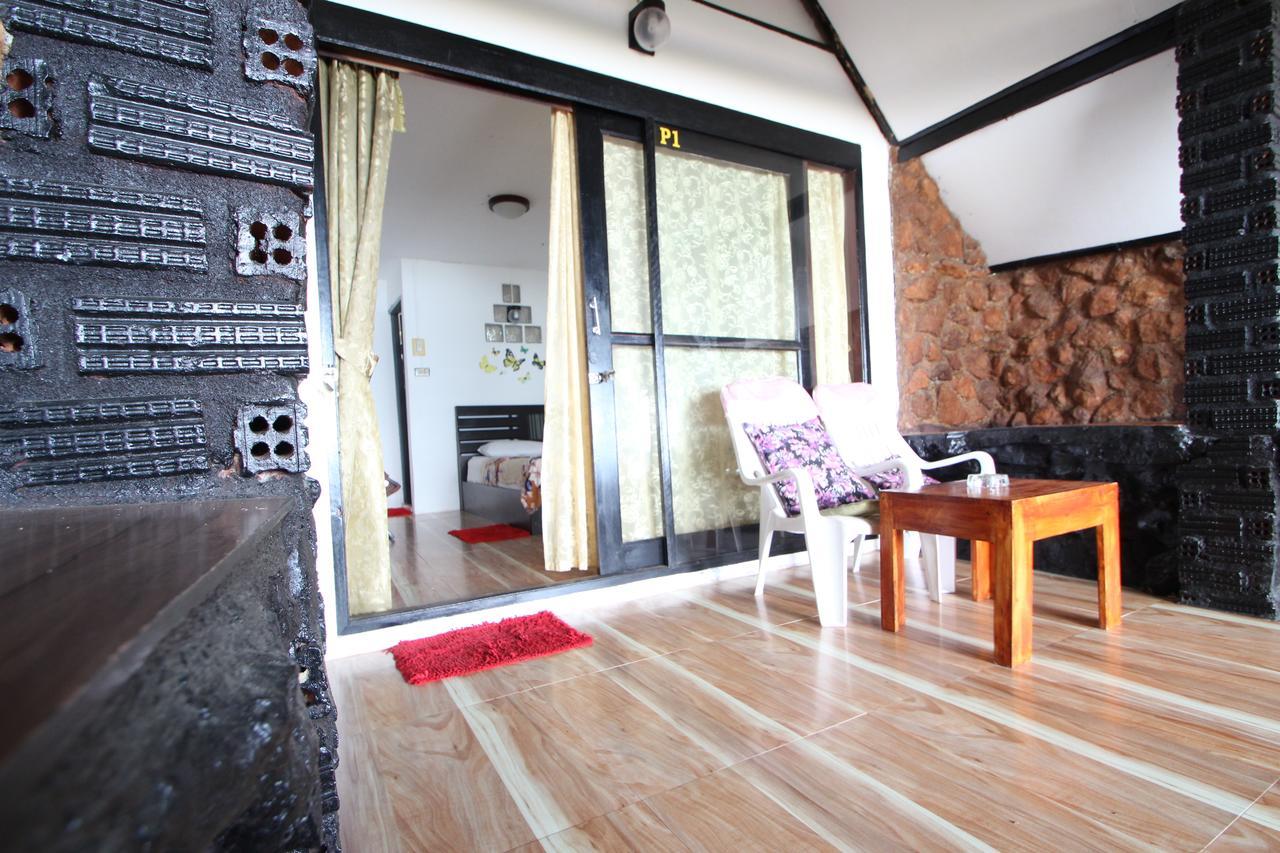 Pine Resort *