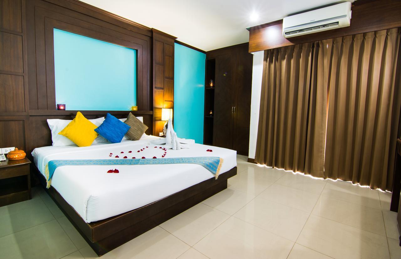 Hawaii Hotel 3*